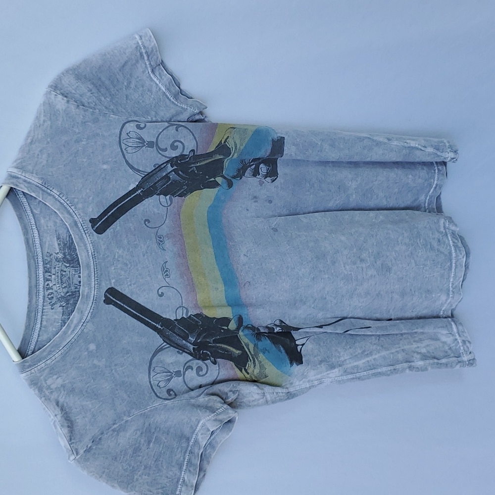 Topless short sleeve medium top.